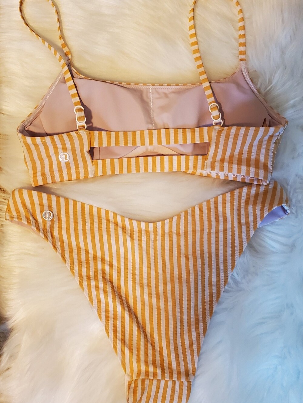 lululemon seersucker swim top + bottom - Picture 2 of 2